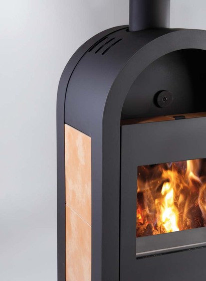 HAAS+SOHN NIVALA krbová kamna 5-15,3kW, s výměníkem, černá/béžová 0432337000000 Obrázek - fotka