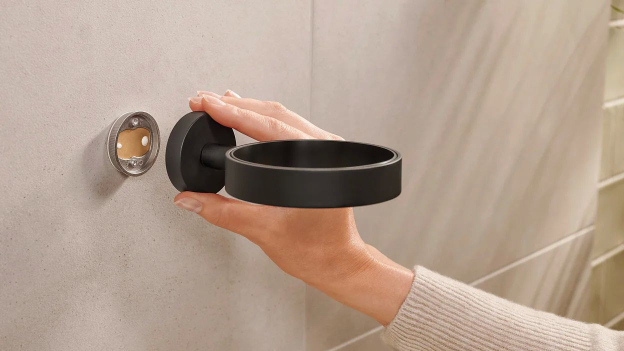 TESA MOON BLACK WC štětka, nástěnná, sklo, černá 40561-00000-00 Obrázek - fotka
