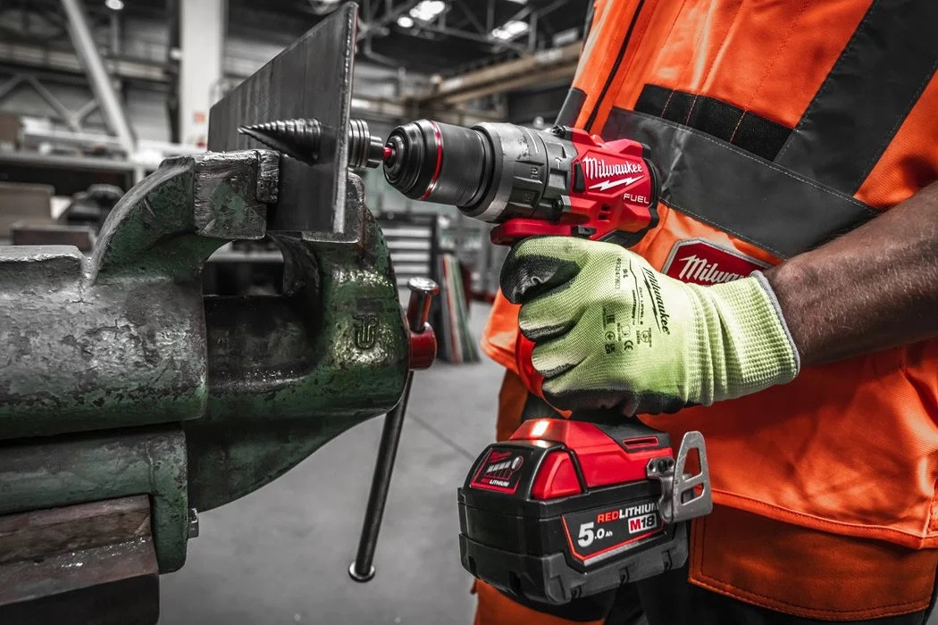MILWAUKEE M18 FPD3-502X aku příklepová vrtačka 18 V, 2x akumulátor 5,0 Ah, nabíječka, kufr 4933479860 Obrázek - fotka
