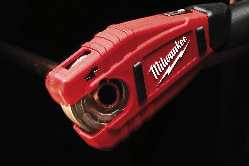 MILWAUKEE C12 PC-0 aku řezák měděných trubek 12-28 mm, 12 V, bez akumulátoru, bez nabíječky 4933411920 Obrázek - fotka