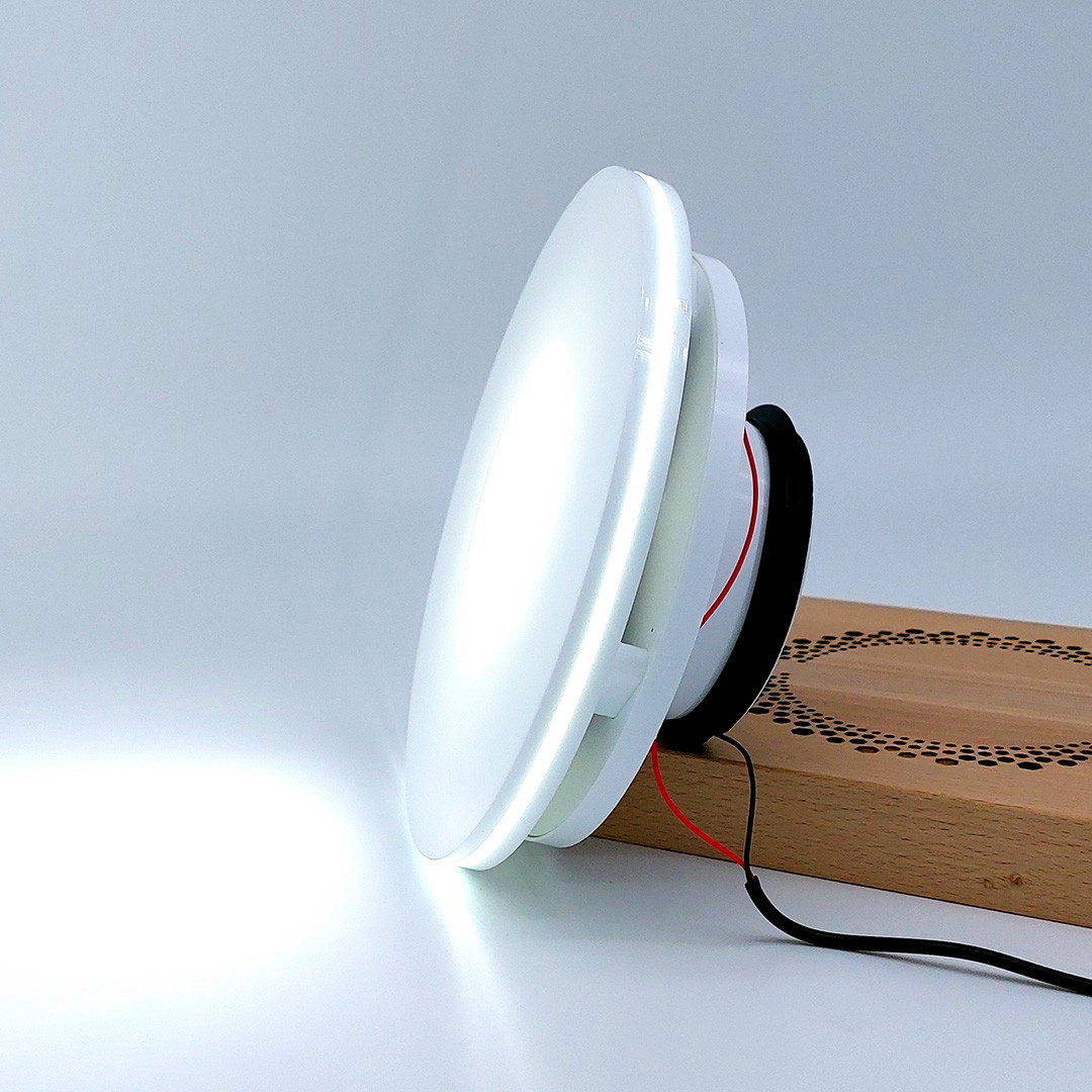 LUFTOMET LUMEN talířový ventil DN125, pr.200 mm, přívod i odvod vzduchu, s LED svítidlem, 5000 K, plast, lesklá bílá SP-LL-P-C-WS-N-125 Obrázek - fotka